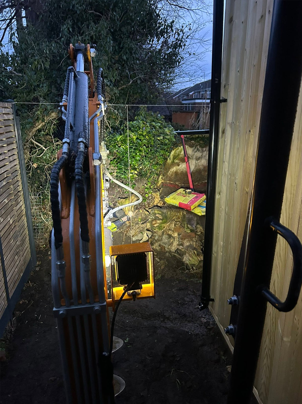 XN12-9 petite excavatrice.jpg